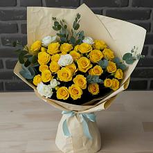 Букет цветов из:  Розы #REPLACE_PRED# Краснофарфорном