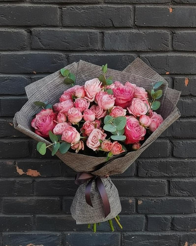 Букет цветов из: Розы в Краснофарфорном