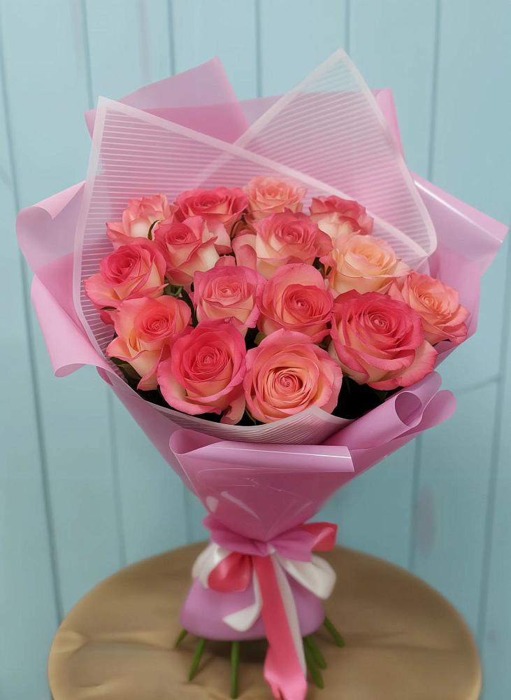 Букет 15 Розовых роз Равель в Краснофарфорном