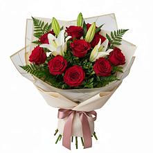 Букет цветов из:  Лилии и Розы #REPLACE_PRED# Краснофарфорном