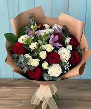 Букет цветов из:  Розы и Альстромерии в Краснофарфорном