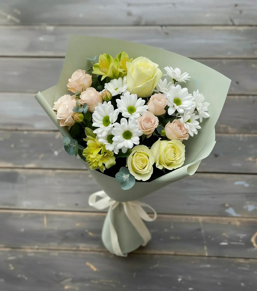 Букет цветов из: Альстромерии, Розы и Хризантемы в Краснофарфорном