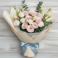 Букет цветов из:  Лизиантусы в Краснофарфорном