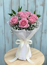 Букет цветов из:  Розы в Краснофарфорном