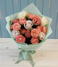 Букет цветов из:  Розы в Краснофарфорном