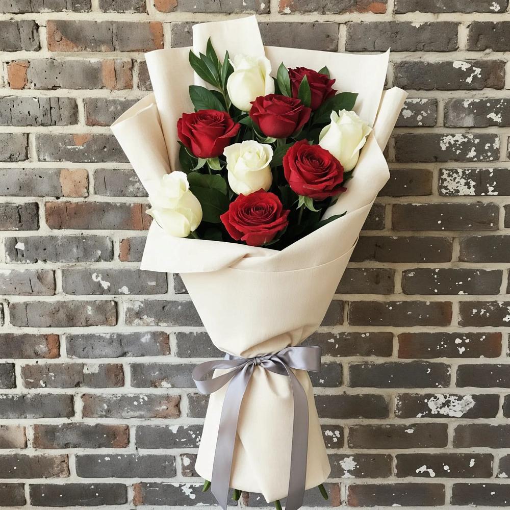 Букет цветов из: Розы в Краснофарфорном