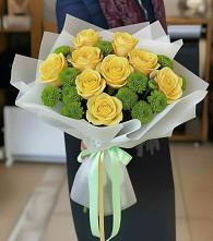 Букет цветов из:  Хризантемы и Розы в Краснофарфорном