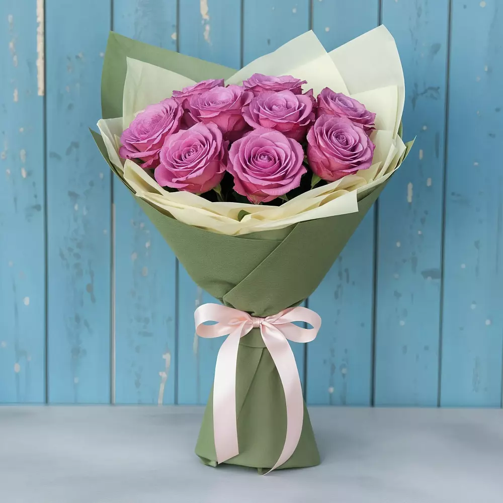 Букет Розы Фёрст Леди в Краснофарфорном