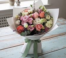 Букет цветов из:  Розы, Лизиантусы и Гвоздики в Краснофарфорном