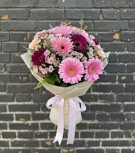 Букет цветов из:  Герберы и Хризантемы в Краснофарфорном