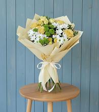 Букет цветов из:  Хризантемы и Розы в Краснофарфорном