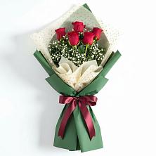 Букет цветов из:  Розы в Краснофарфорном