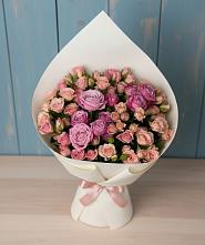 Букет цветов из:  Розы в Краснофарфорном