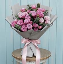 Букет цветов из:  Розы в Краснофарфорном